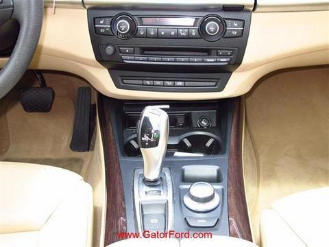BMW X5 2009 photo 1