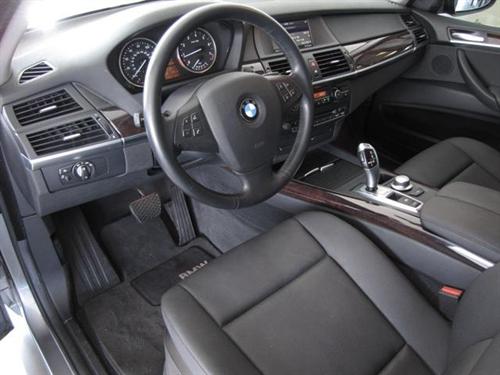 BMW X5 2009 photo 2