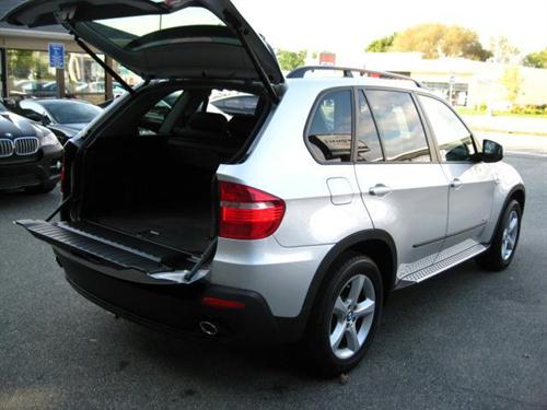 BMW X5 2009 photo 2