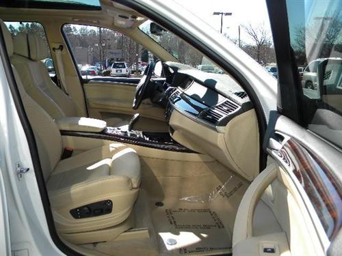 BMW X5 2009 photo 2
