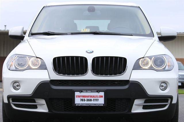 BMW X5 2010 photo 1