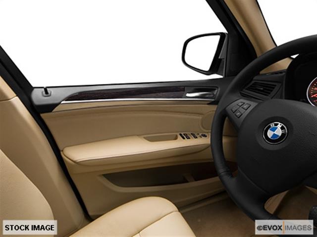 BMW X5 2010 photo 8