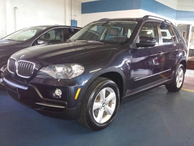 BMW X5 2010 photo 2