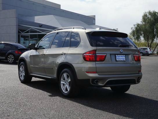 BMW X5 2011 photo 2