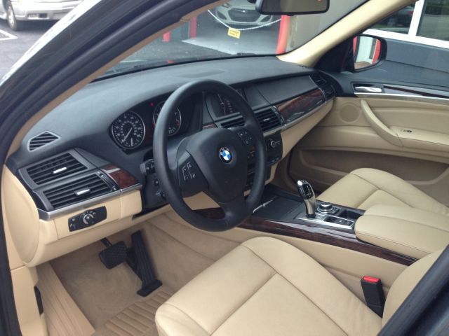 BMW X5 2011 photo 3