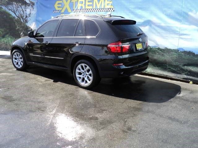 BMW X5 2011 photo 2