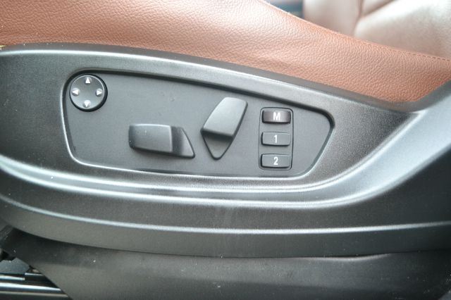 BMW X5 2011 photo 0