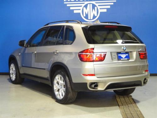 BMW X5 2011 photo 2