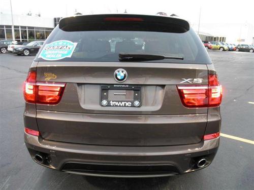 BMW X5 2011 photo 5