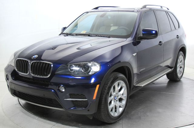 BMW X5 2011 photo 1