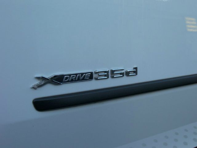 BMW X5 2012 photo 16