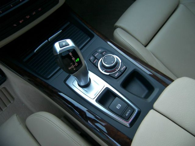BMW X5 2012 photo 24