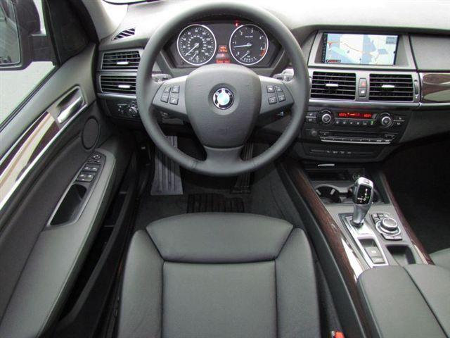 BMW X5 2012 photo 2