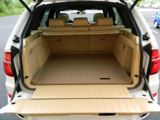 BMW X5 2012 photo 11