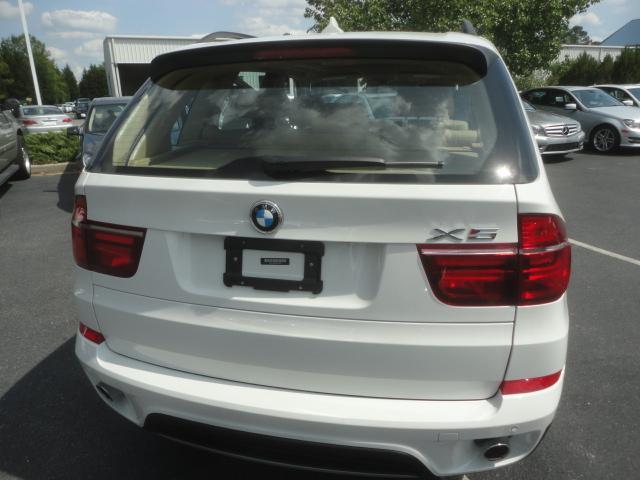 BMW X5 2013 photo 1