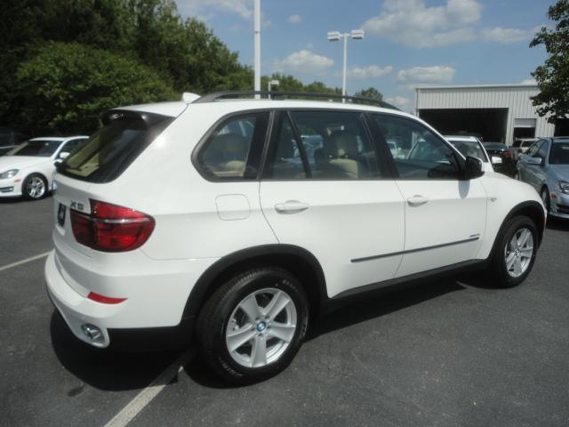 BMW X5 2013 photo 2