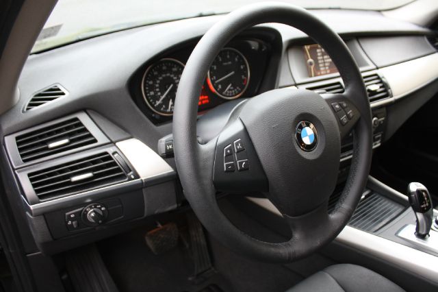 BMW X5 2013 photo 28