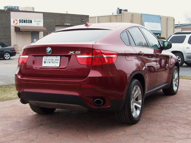 BMW X6 300M SUV