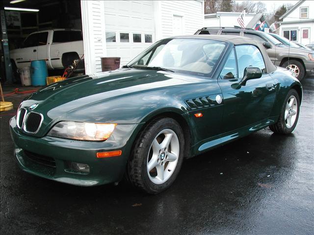 BMW Z3 4dr Wgn RWD Convertible