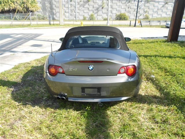 BMW Z4 2003 photo 4