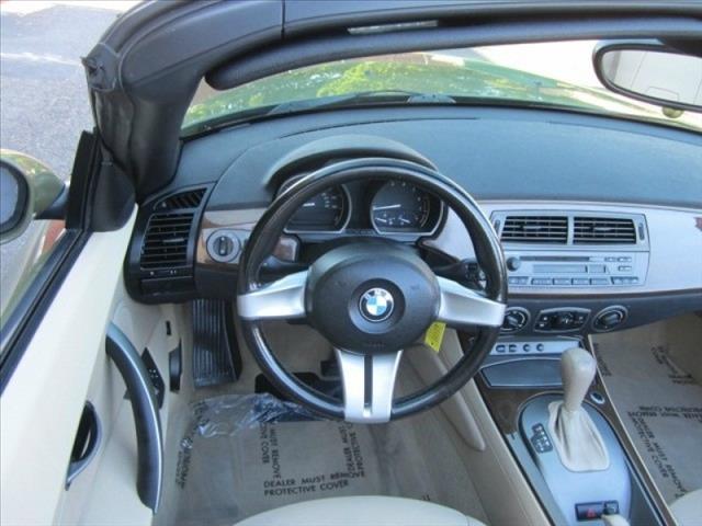 BMW Z4 2006 Dodge Sport Convertible