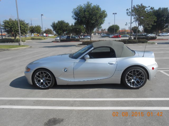 BMW Z4 2003 photo 2