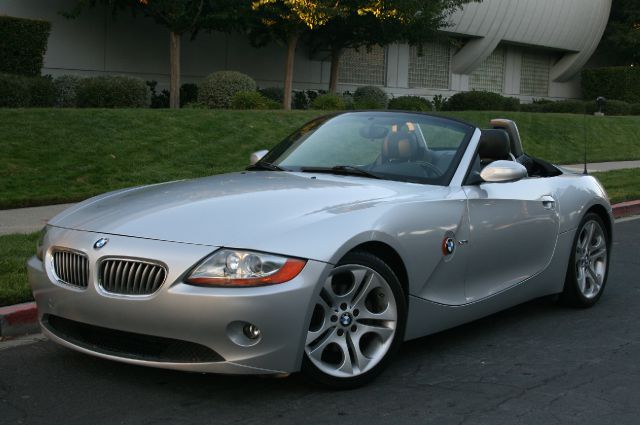 BMW Z4 2003 photo 2