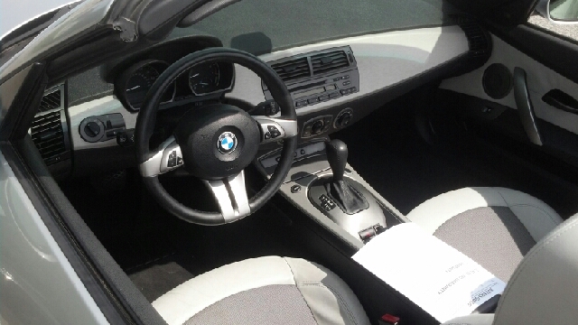 BMW Z4 2004 photo 8