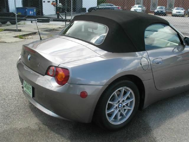 BMW Z4 2004 photo 1