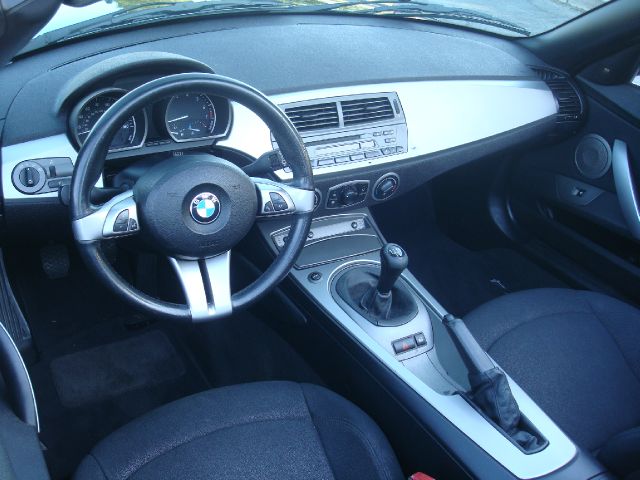 BMW Z4 2004 photo 10