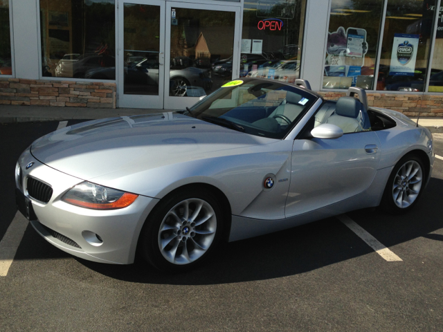 BMW Z4 2004 photo 2