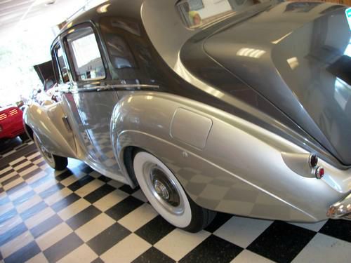 Bentley ARNAGE 1955 photo 7