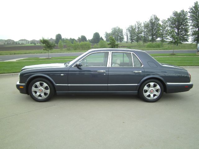 Bentley ARNAGE 2000 photo 1