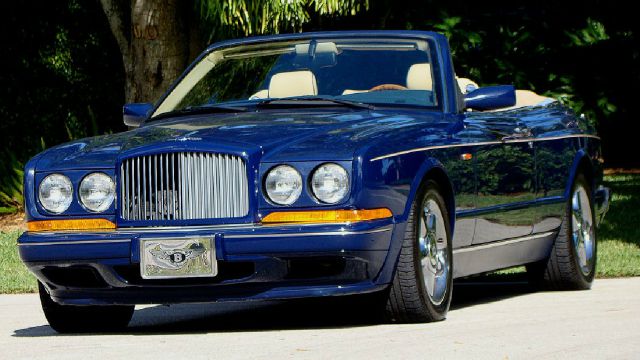 Bentley Azure 1996 photo 4