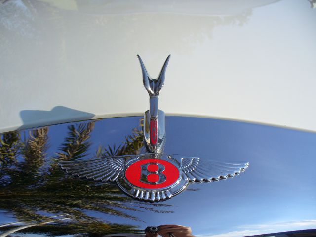 Bentley Azure 1999 photo 14