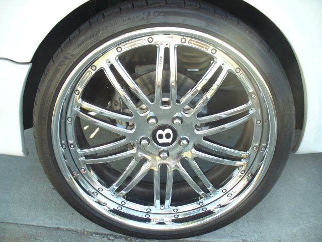 Bentley Azure 1999 photo 5