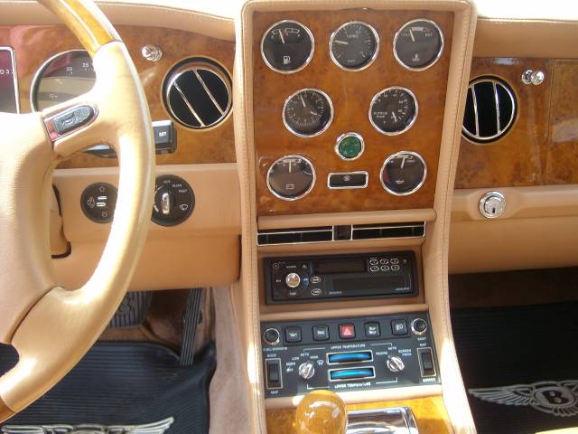 Bentley Continental 2000 photo 0