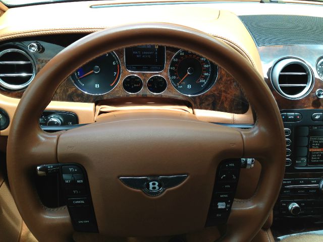 Bentley Continental 2005 photo 21