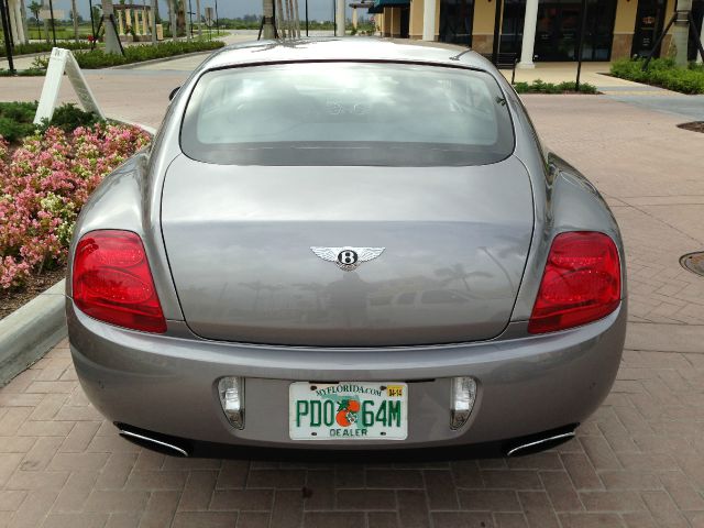 Bentley Continental 2010 photo 2