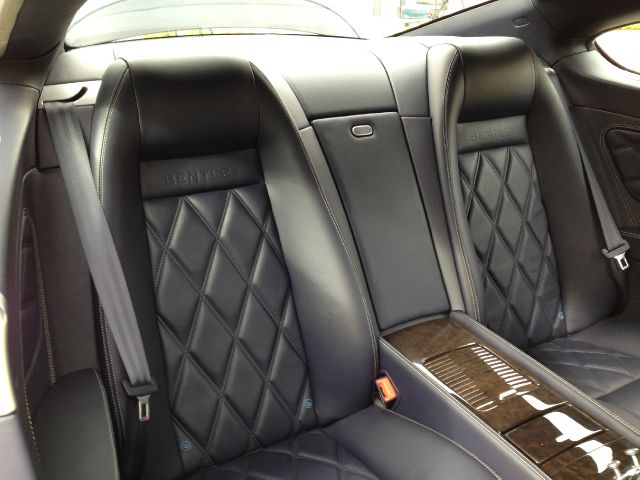 Bentley Continental 2010 photo 59
