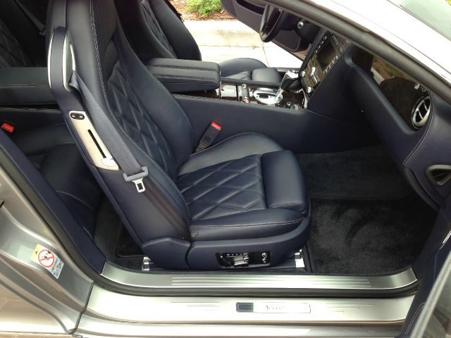 Bentley Continental 2010 photo 6