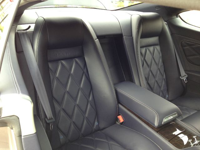 Bentley Continental 2010 photo 60