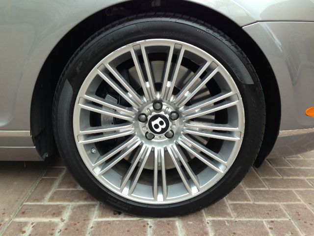 Bentley Continental 2010 photo 72