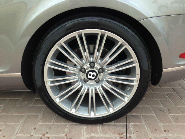 Bentley Continental 2010 photo 73