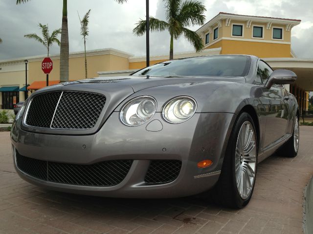 Bentley Continental 2010 photo 87
