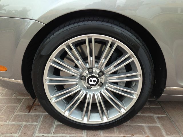 Bentley Continental 2010 photo 94