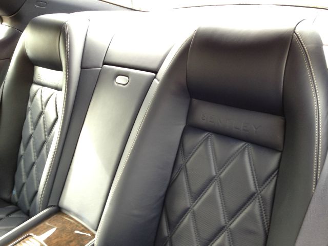 Bentley Continental 2010 photo 96