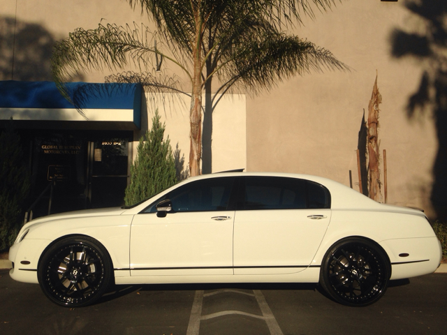 Bentley Continental Flying Spur 2006 photo 3