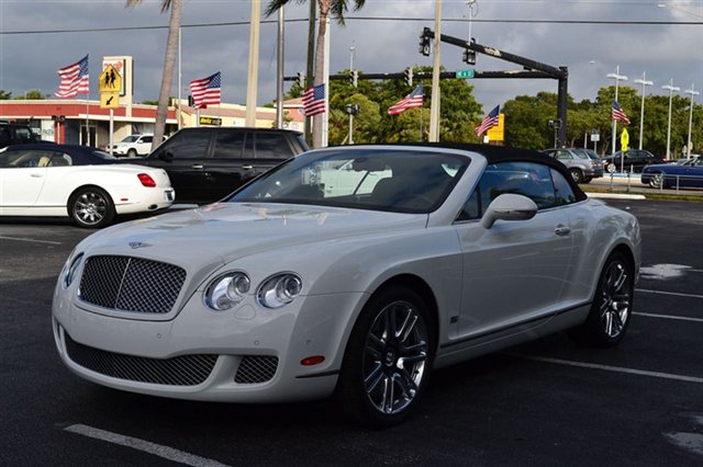 Bentley Continental GTC Base Unspecified