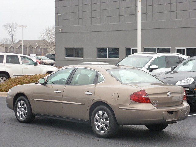 Buick Allure 2007 photo 2